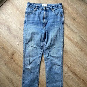 Rollas High Rise Relaxed Jean